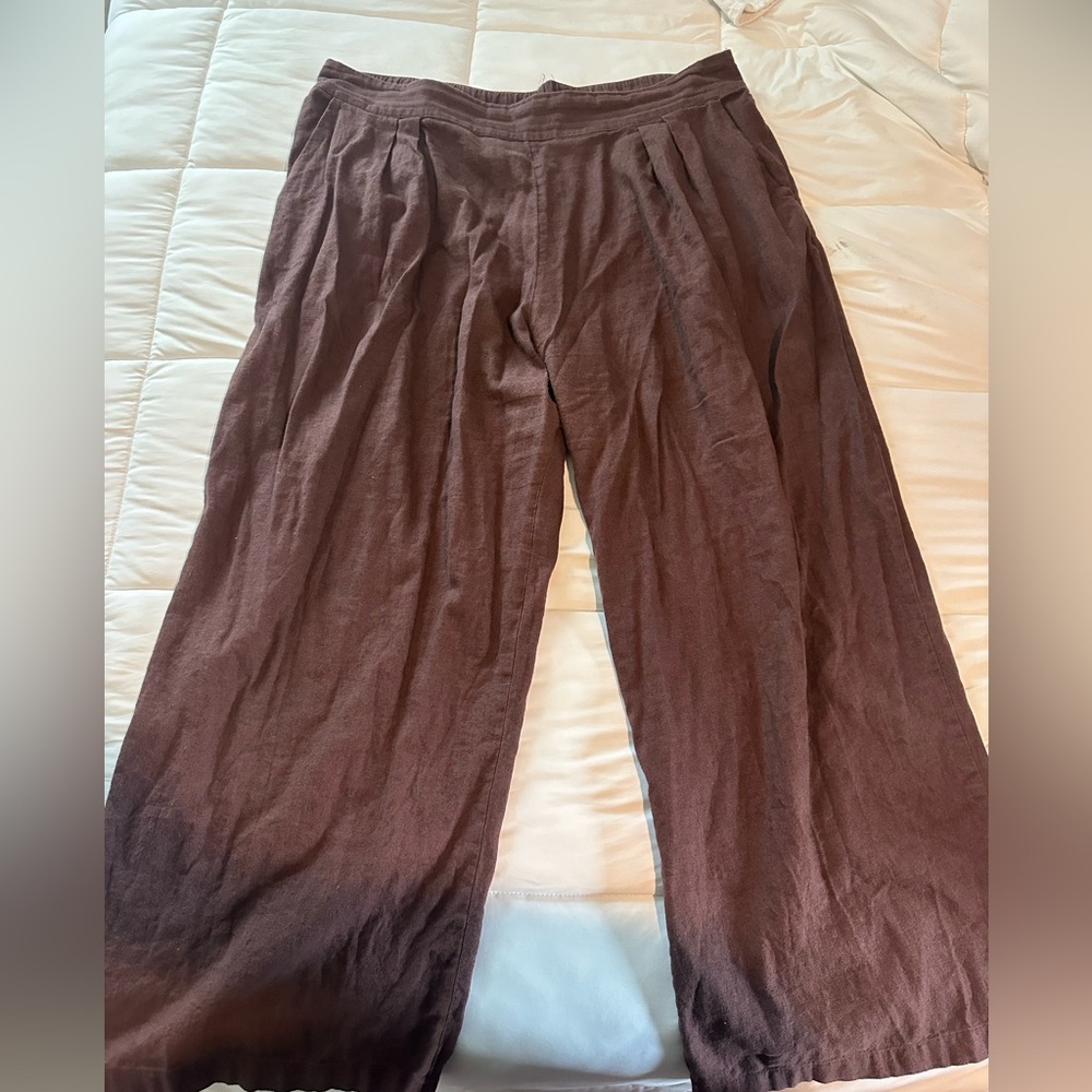 Abercrombie pull on pleated trouser